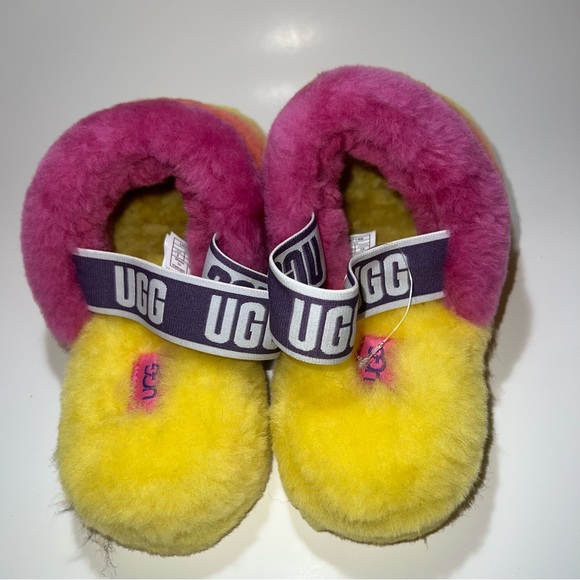 NWT Ugg Fluff Yeah Slides - Picture 3 of 3